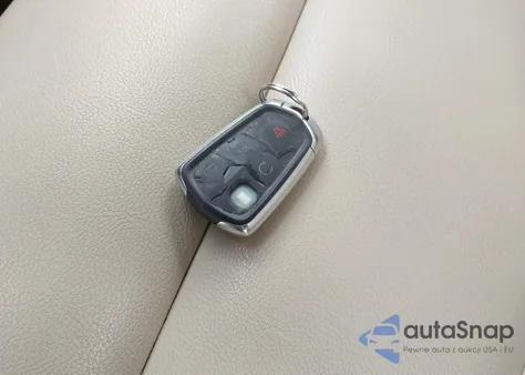 2018 Cadillac Xt5 Standard z USA, uszkodzony, nr VIN 1GYKNARS0JZ207676